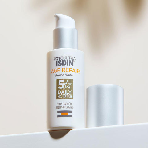ISDIN Foto Ultra Age Repair Fusion Water SPF50