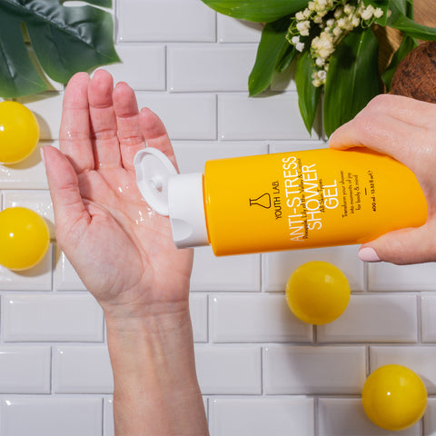 Youth Lab Anti-Stress Shower Gel Pineapple, Lilly Of Tthe Valey & Coconut