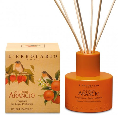 L'Erbolario Αρωματικό χώρου με ξύλινα στικς Accordo Arancio 125ml
